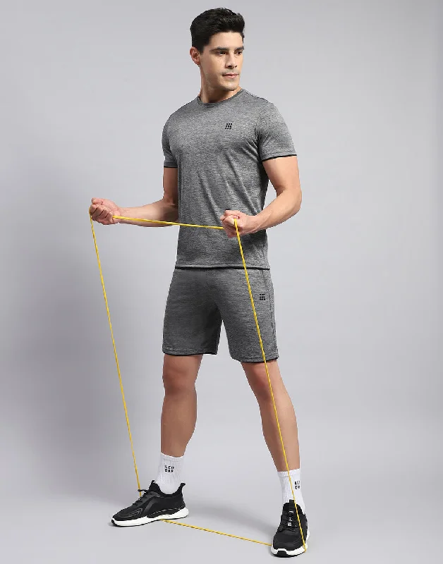 Men Grey Solid Round Neck Half Sleeve Short